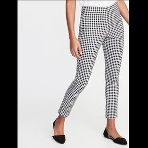 Old Navy super skinny high-rise ankle pants